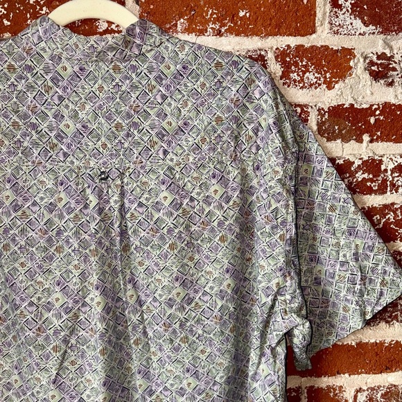 Claiborne men’s multi color retro casual button down - Picture 7 of 8